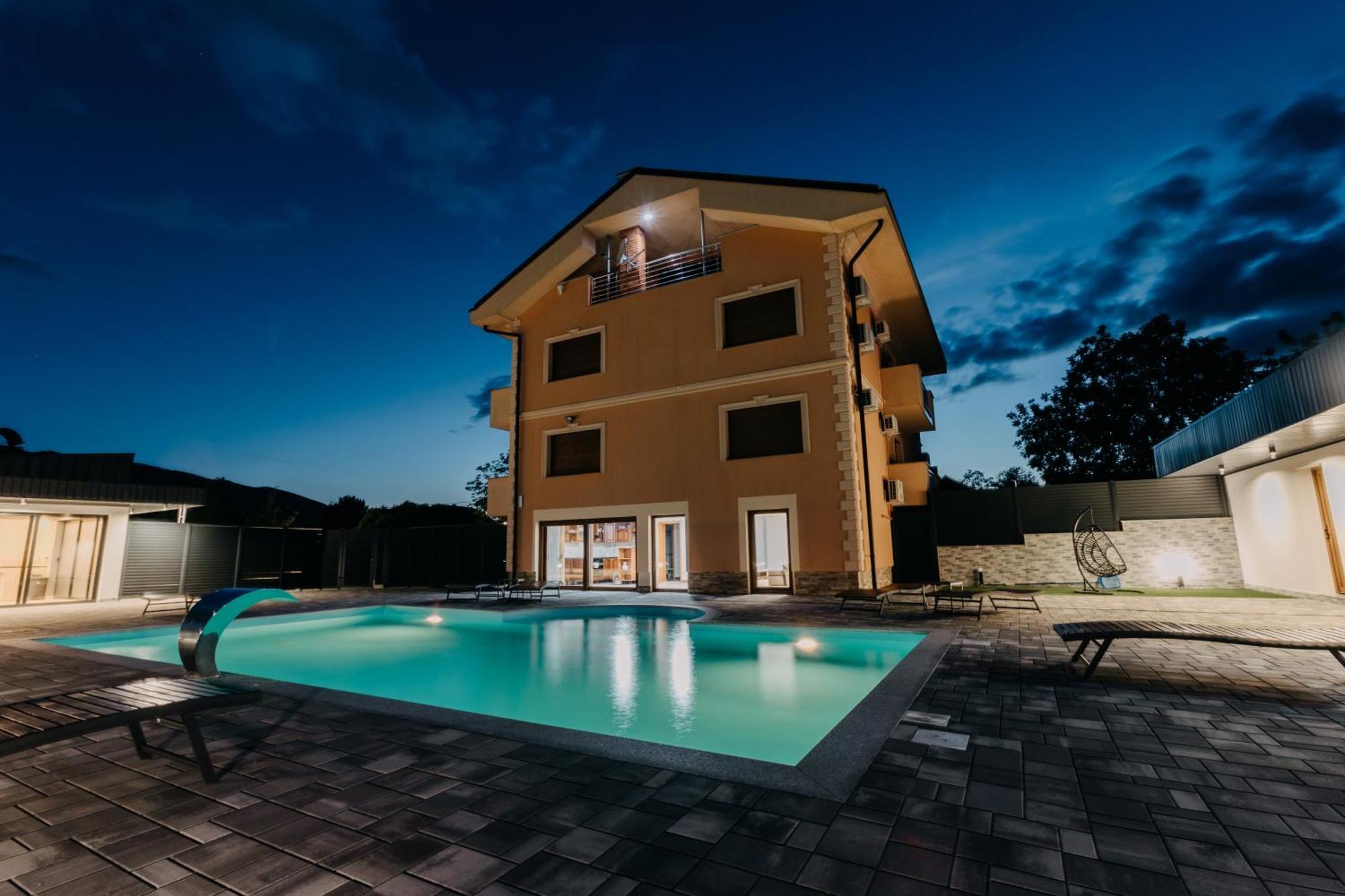 Villa Lamija Bihać Екстериор снимка