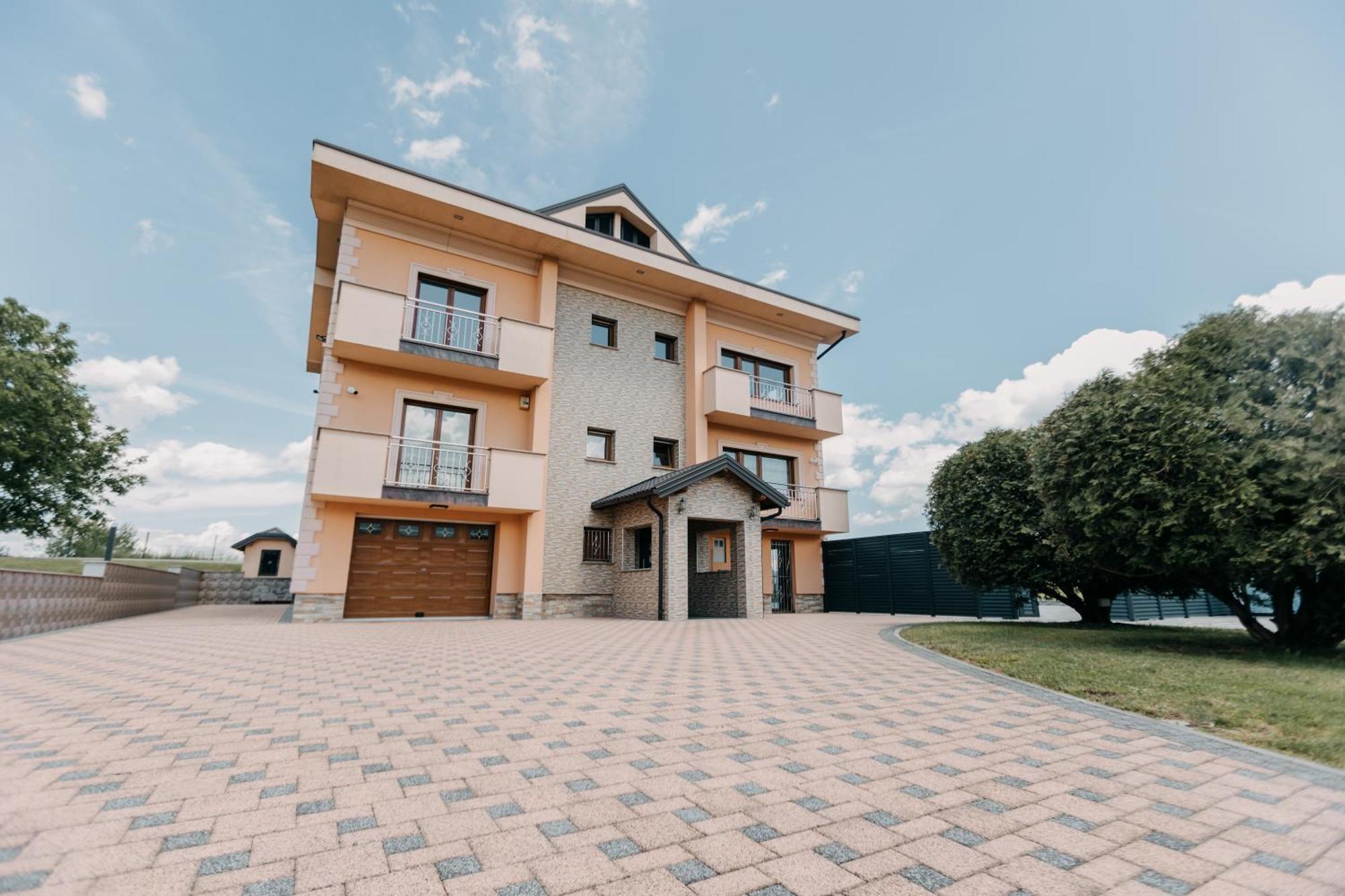 Villa Lamija Bihać Екстериор снимка