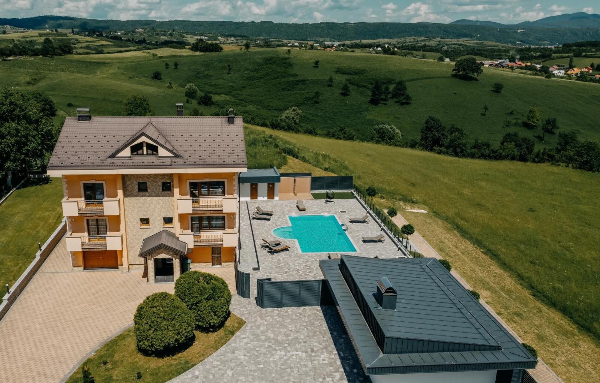 Villa Lamija Bihać Екстериор снимка